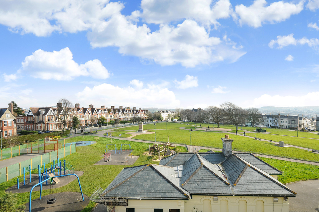 Martin & Co Plymouth 2 bedroom Apartment Let in Emily Gardens, Freedom