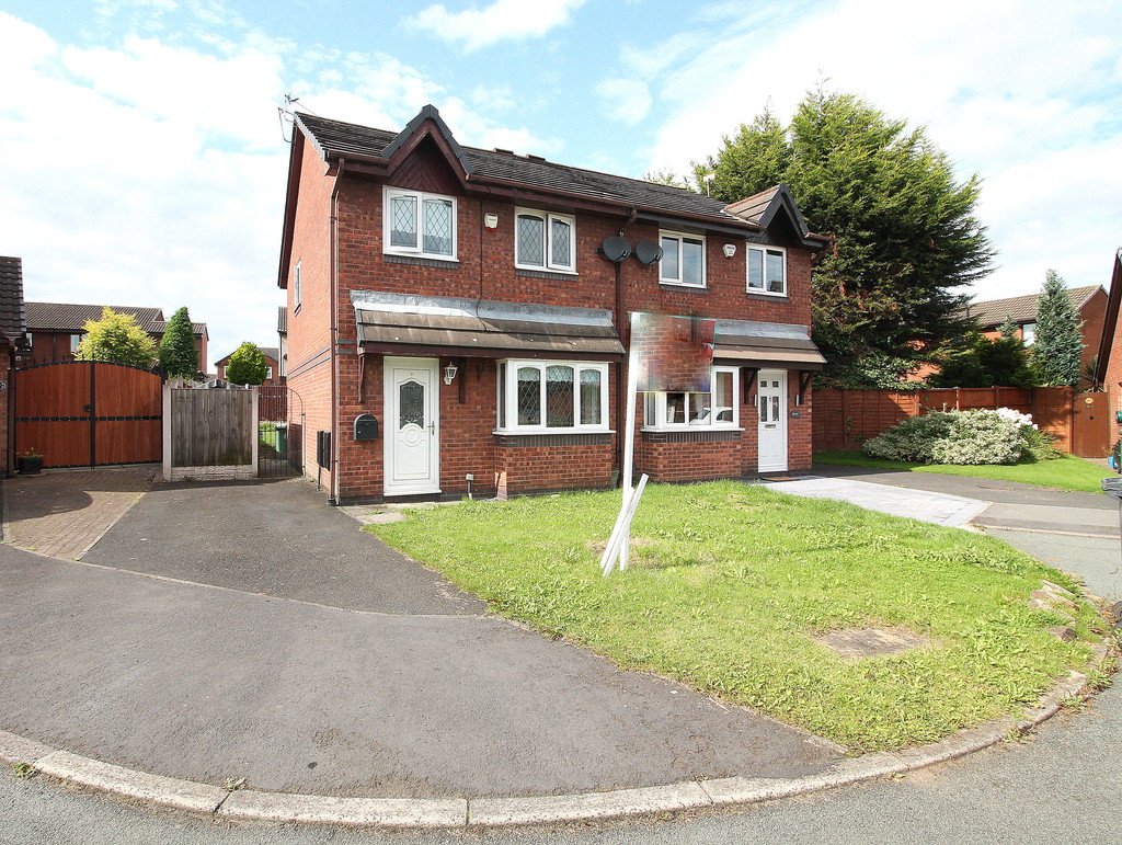 Martin & Co Widnes 3 bedroom SemiDetached House Let in Coulton Road