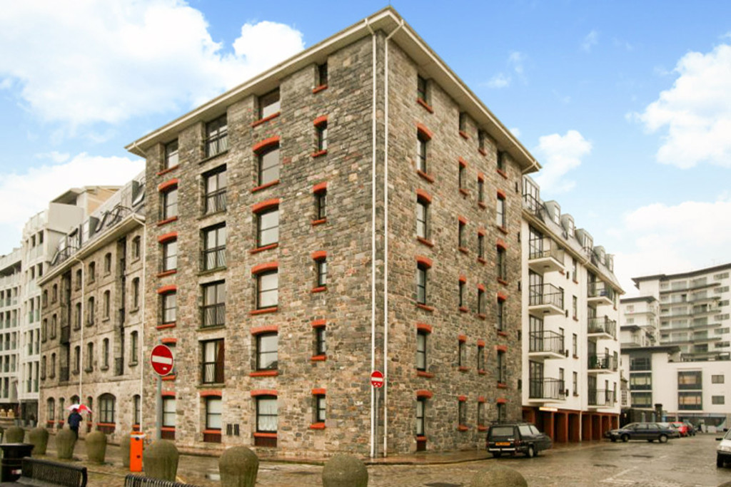 Martin & Co Plymouth 0 bedroom Studio Let in Harbourside Court, Barbican