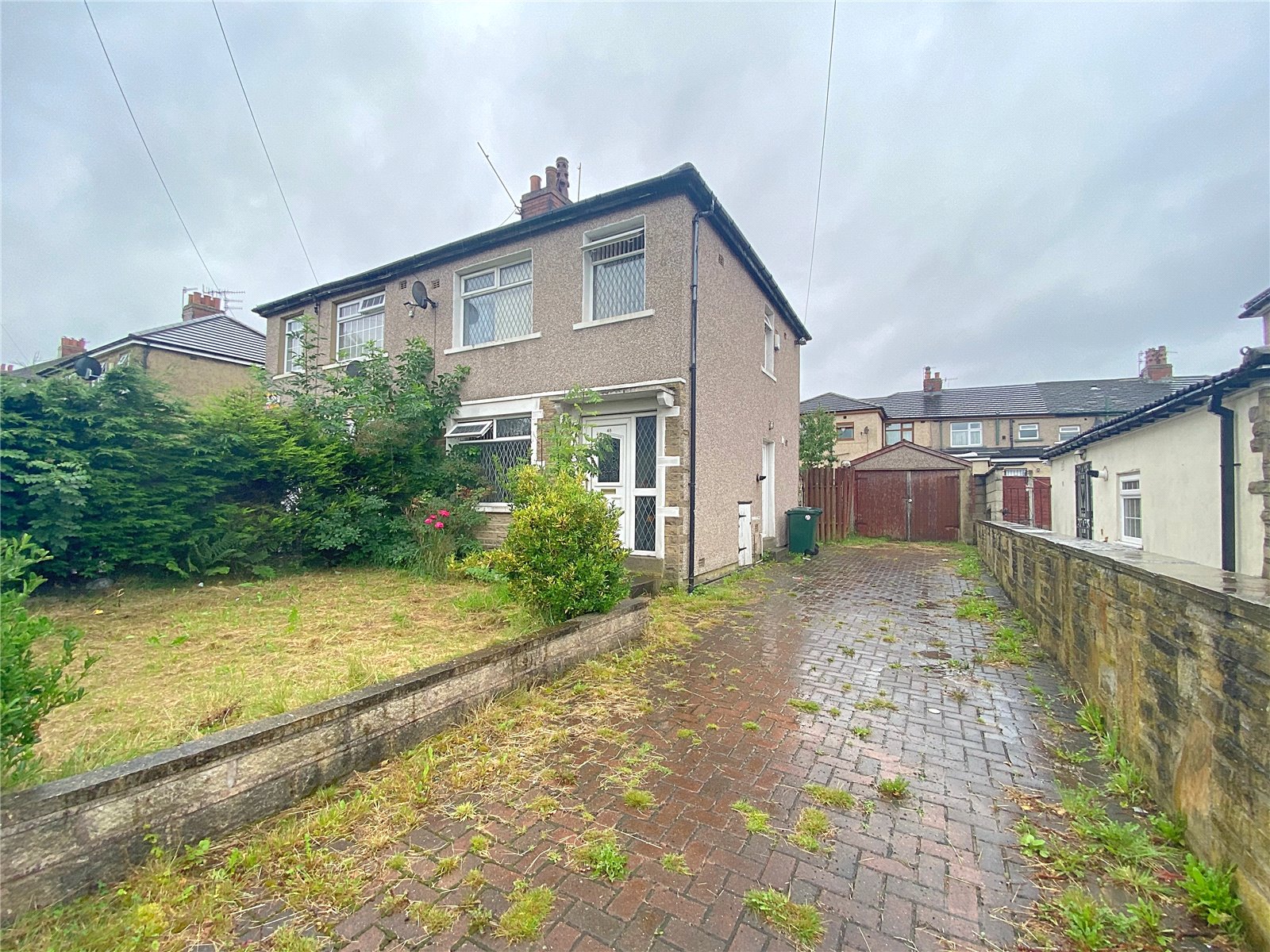 Whitegates Bradford 3 bedroom House For Sale in Avenue Road, Bradford, West Yorkshire