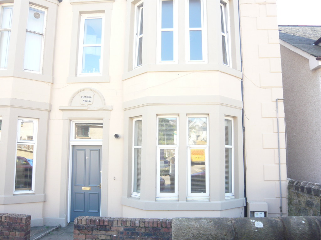 Lady Campbells Walk, Dunfermline Martin & Co