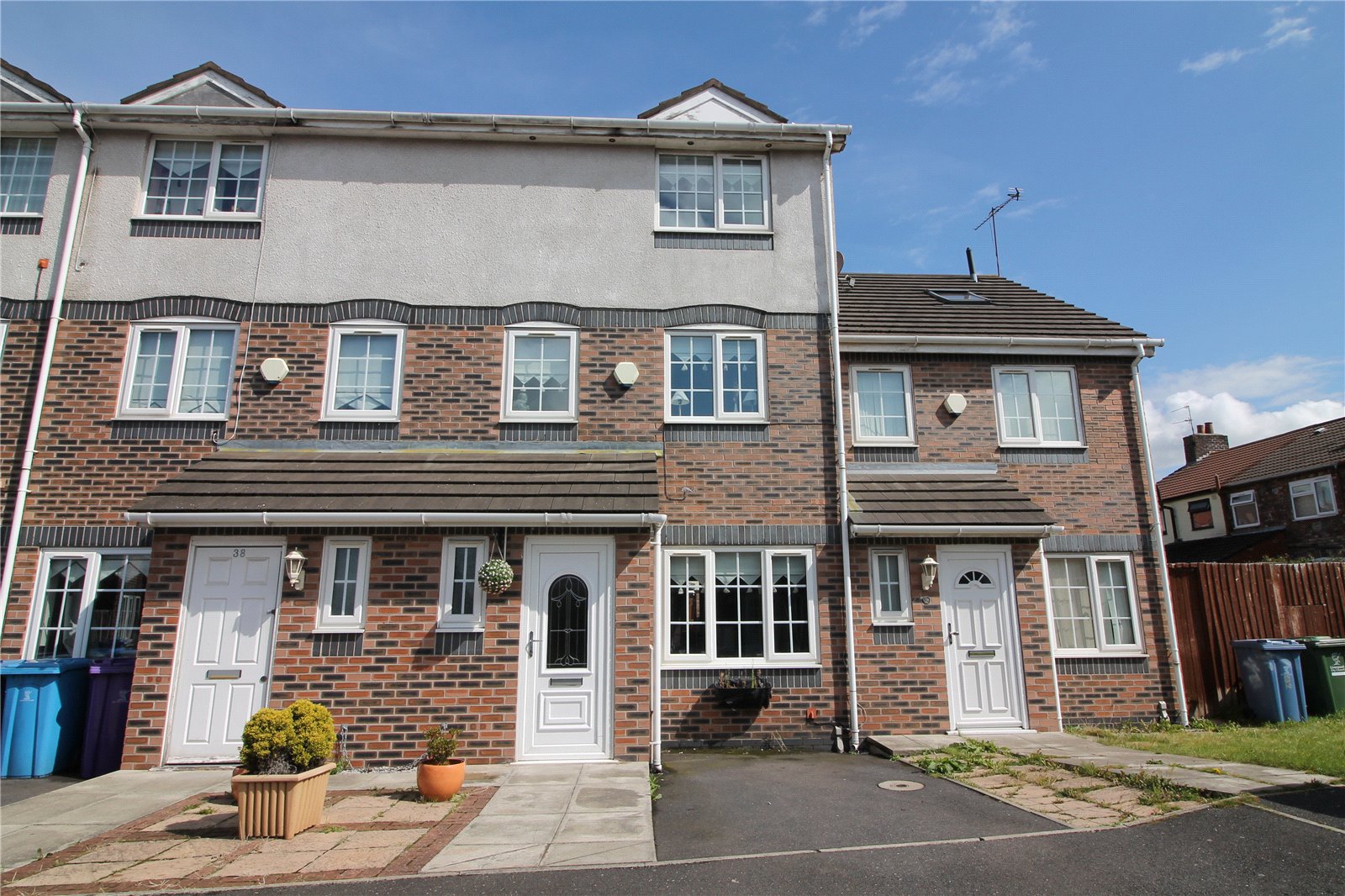 Whitegates Walton Vale 4 bedroom House For Sale in Parkinson Road