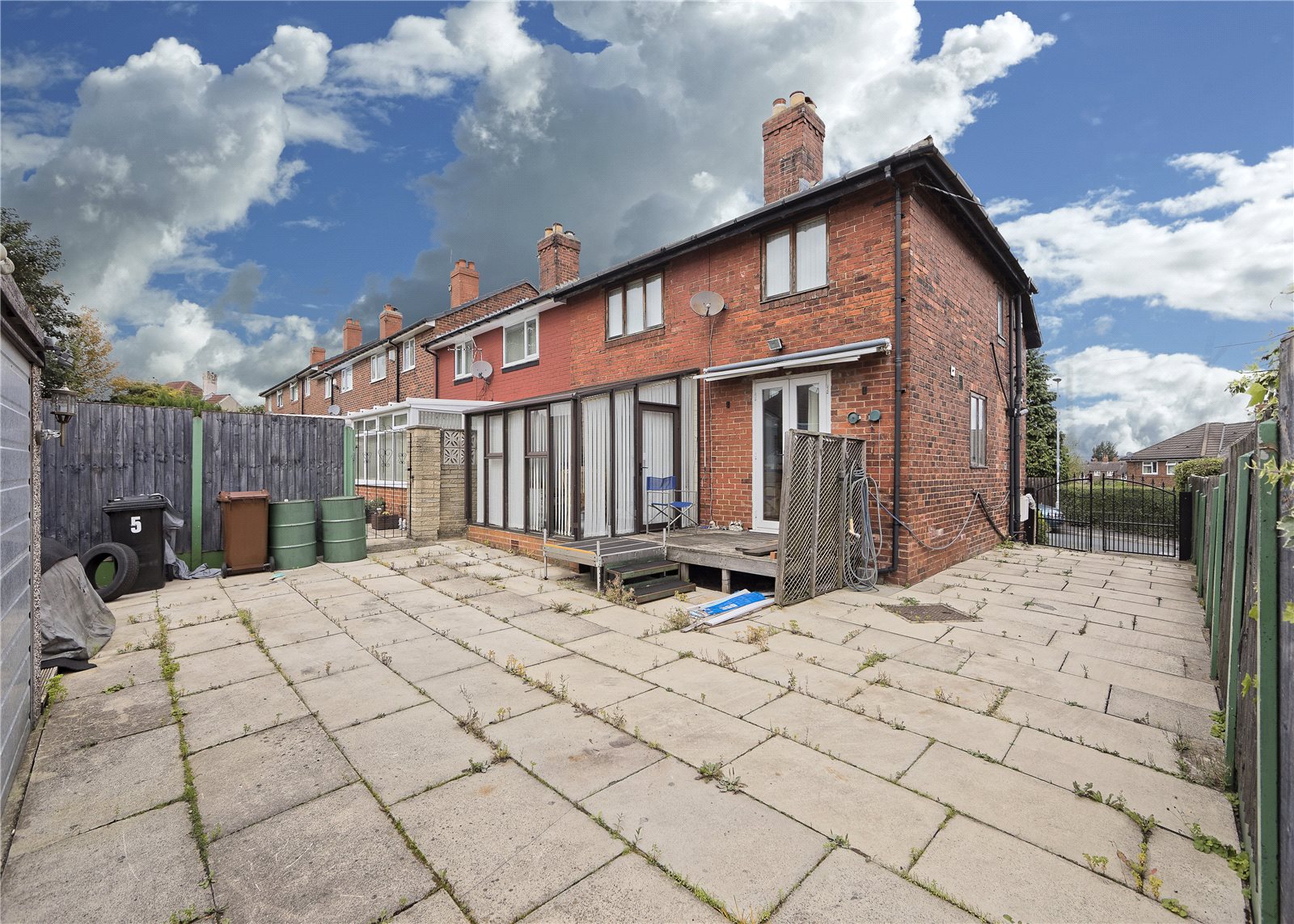 Whitegates Bramley 3 bedroom House for sale in Wyther Park Mount Leeds West Yorkshire LS12