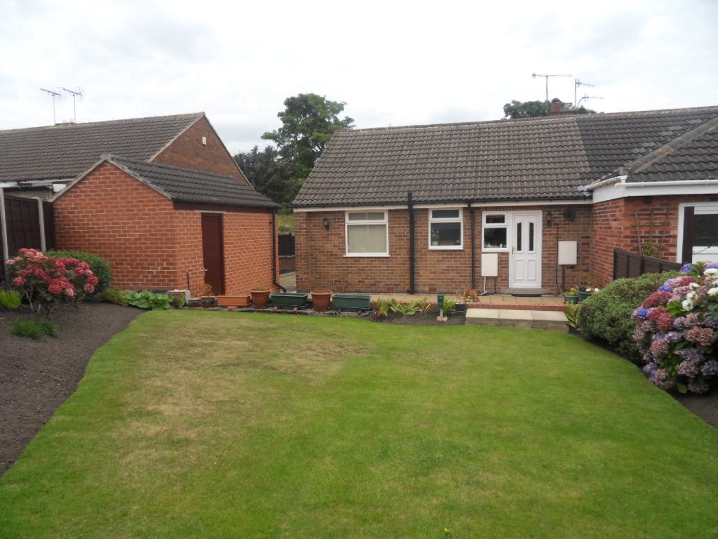Whitegates Dewsbury 2 bedroom Bungalow for sale in Carlinghow Lane