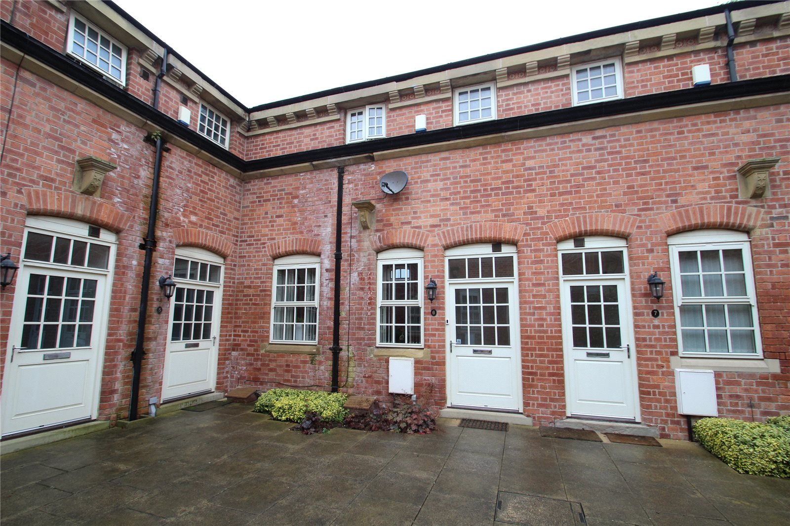 Whitegates Pontefract 2 bedroom House to rent in Stable Mews Carleton Pontefract WF8 Whitegates Whitegates Pontefract 2 bedroom House to rent in Stable Mews Carleton Pontefract WF8 Whitegates