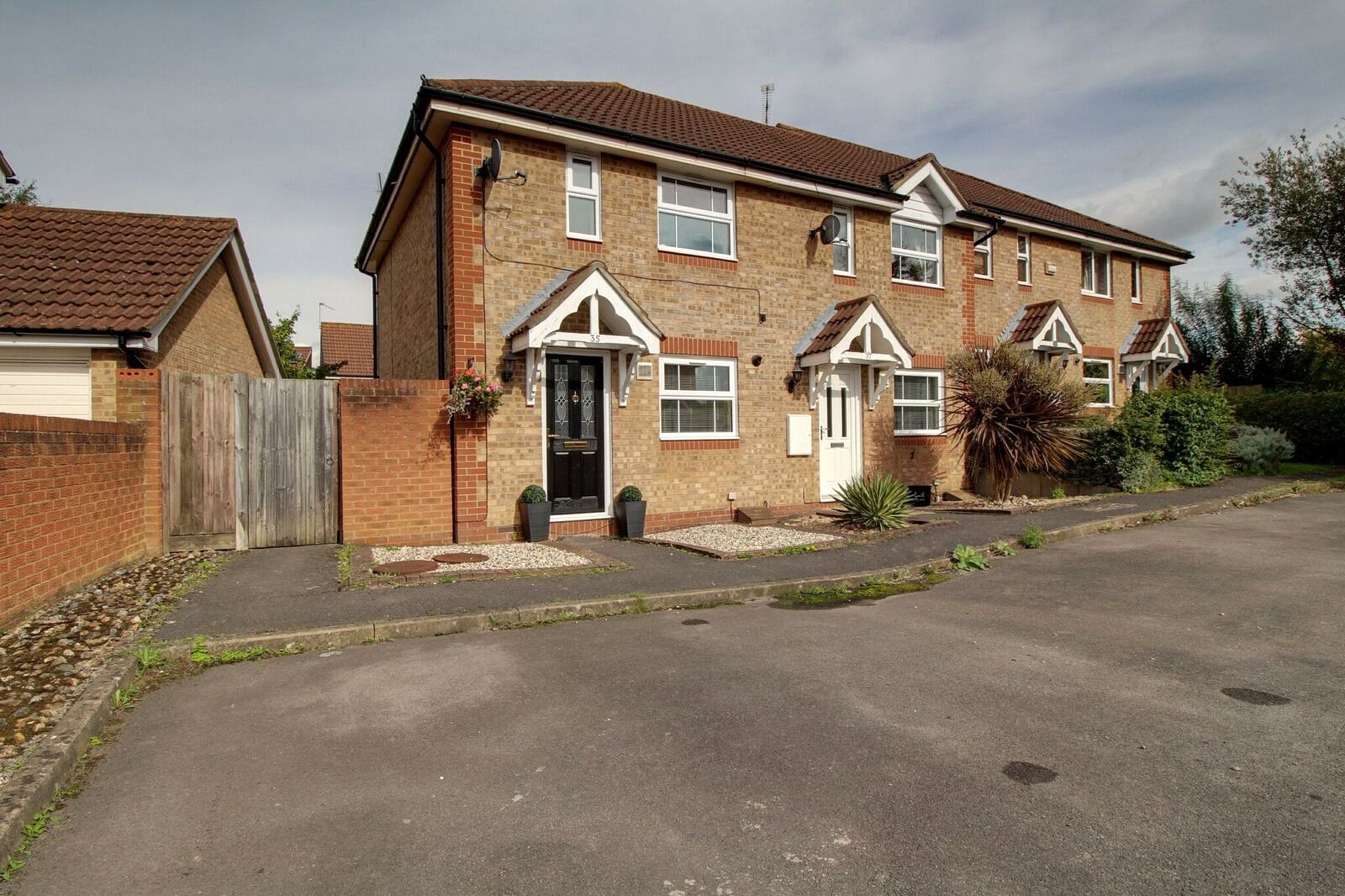 Parkers Woodley 2 bedroom House for sale in Donaldson Way Woodley