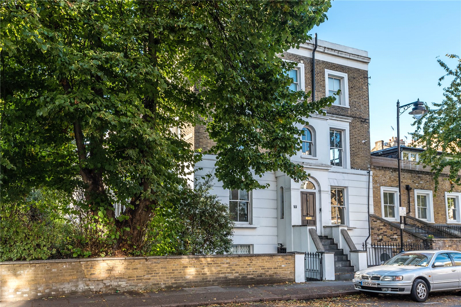 Ellis & Co Islington 2 bedroom Flat To Let in Elmore Street London