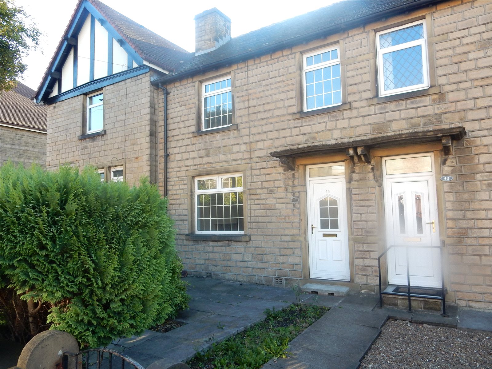 Whitegates Huddersfield 3 bedroom House For Sale in Woodhouse Hill