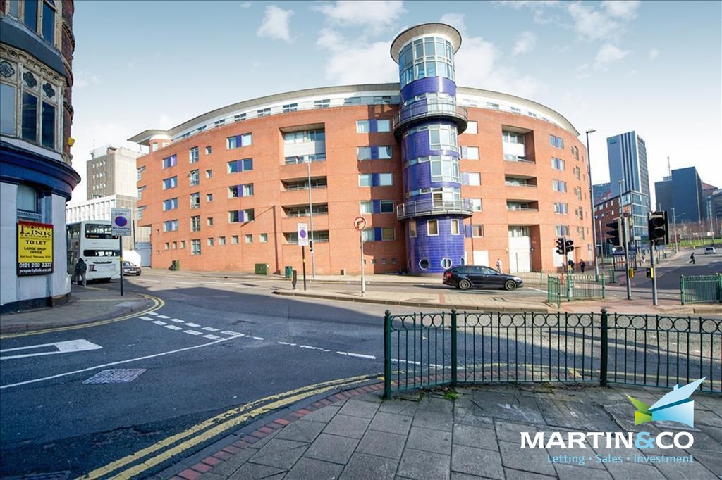 Martin & Co Birmingham City 2 bedroom Apartment Let in City Heights