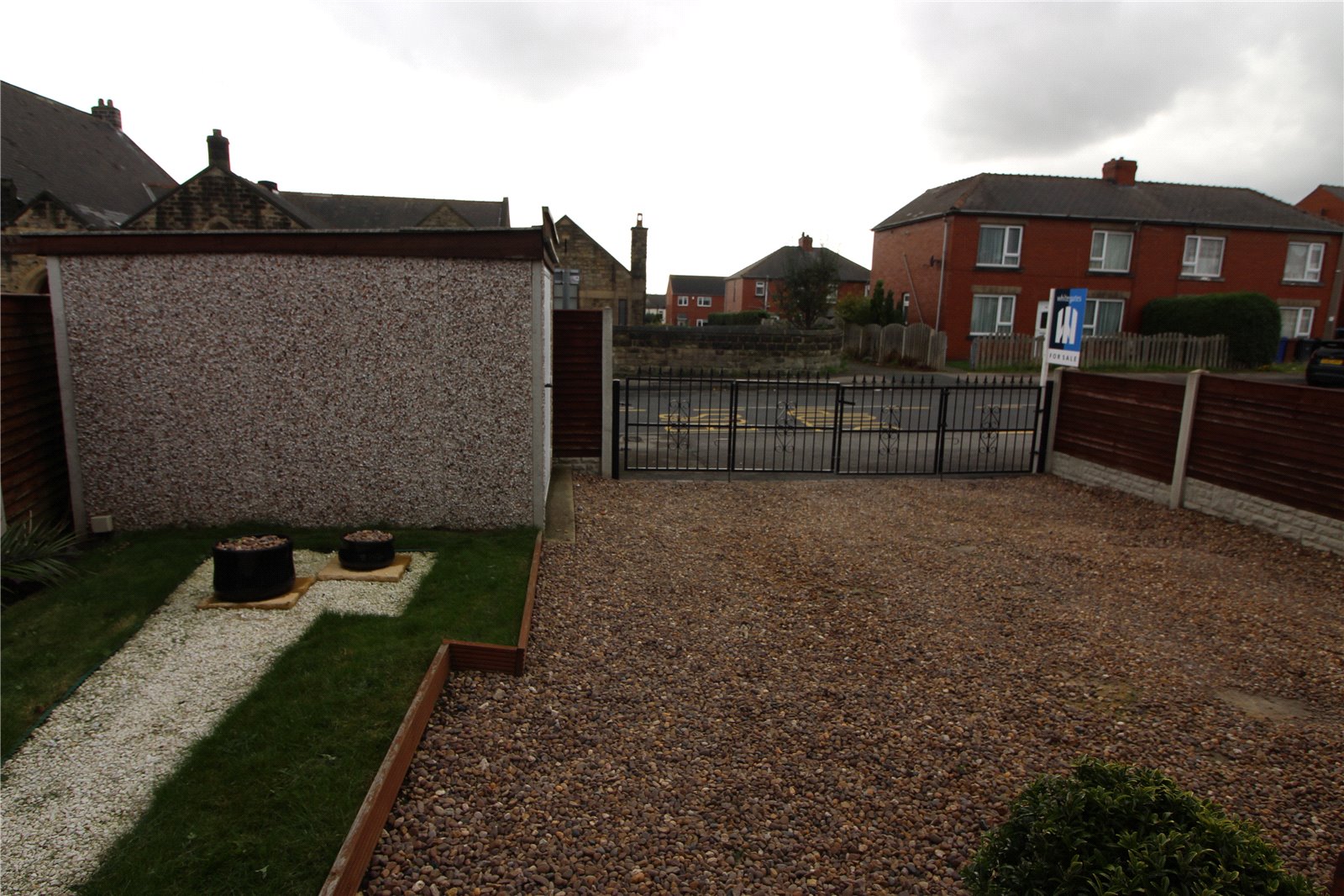 Whitegates Barnsley 2 bedroom House for sale in Barnsley Road Darfield