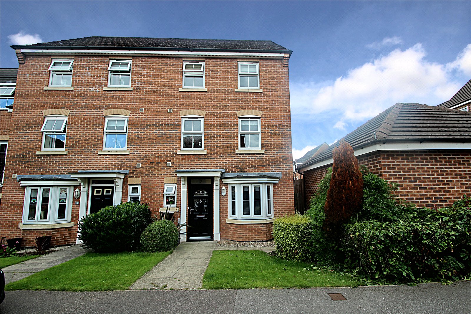 Whitegates Hemsworth 3 bedroom House SSTC in Ebberton Close, Hemsworth