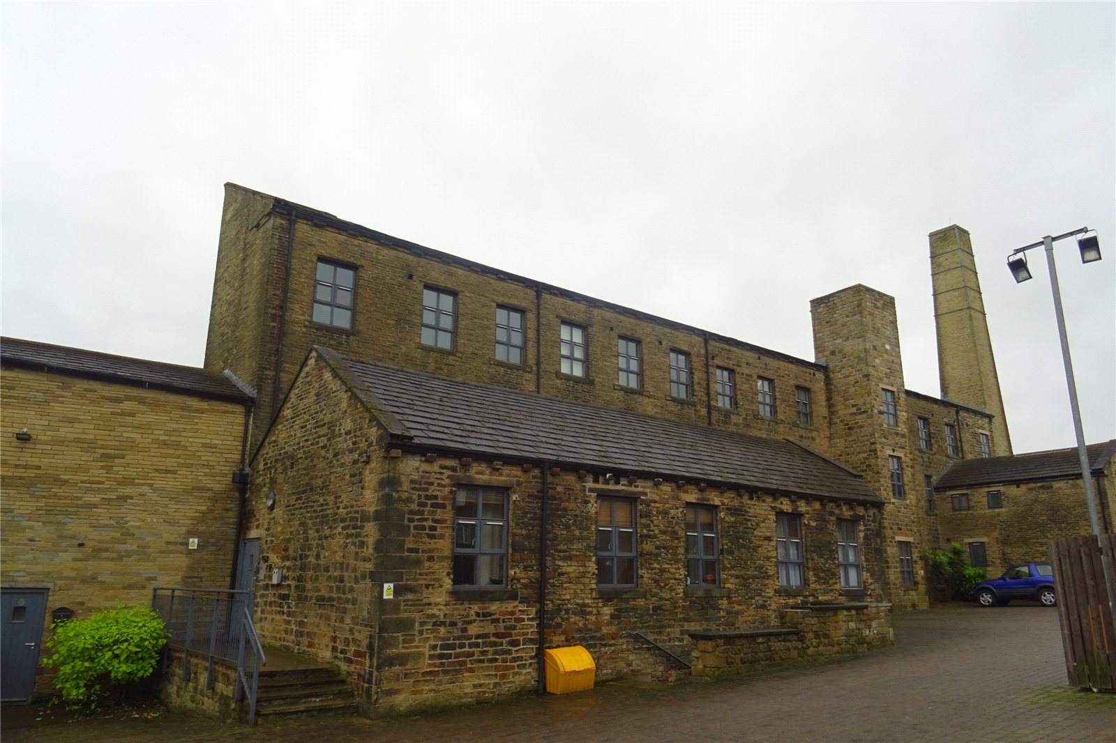 Whitegates Bradford 2 bedroom Flat For Sale in Highgate Mill Highgate