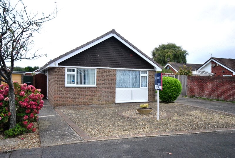 CJ Hole Worle 2 bedroom Bungalow for sale in Magpie Close Mead Vale