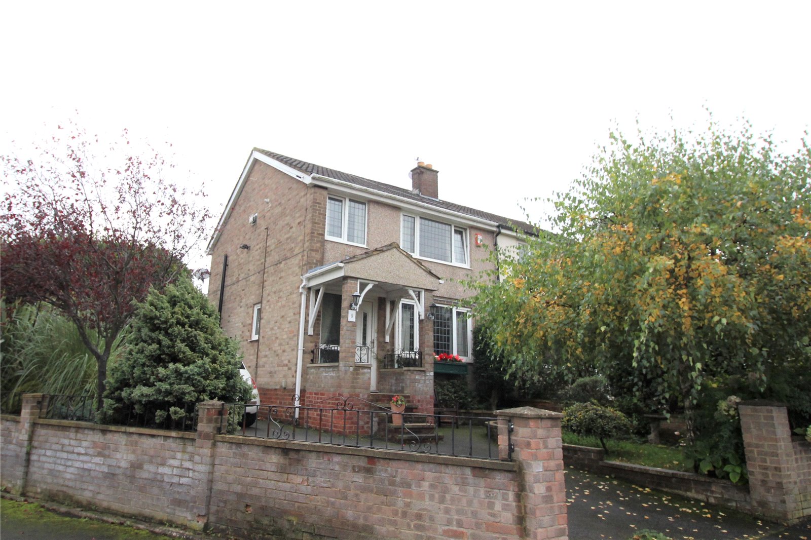 Whitegates Brighouse 3 bedroom House for sale in Stratton Road