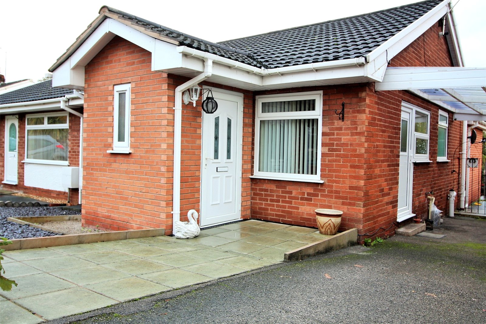 Whitegates Wrexham 2 bedroom Bungalow for sale in Hall View Caego