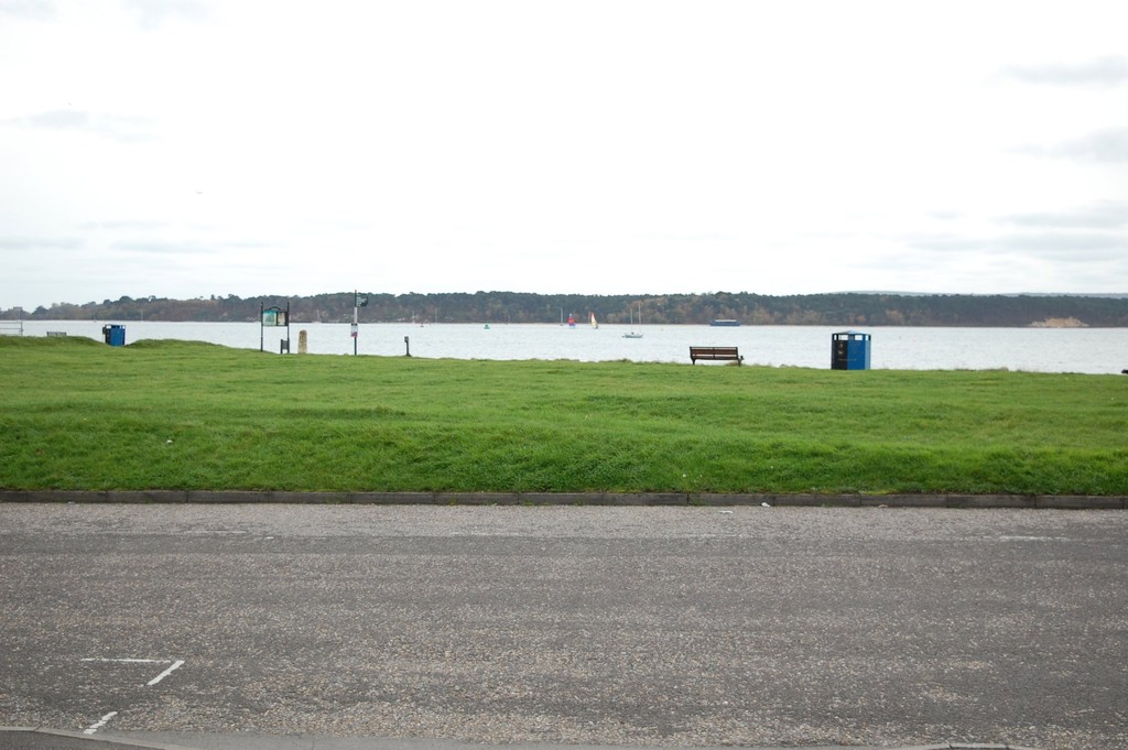 Martin & Co Poole 1 bedroom Ground Floor Flat Let in Baiter Park, Poole