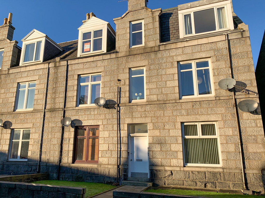 Martin & Co Aberdeen 1 bedroom Apartment Let in Broomhill Road, Aberdeen