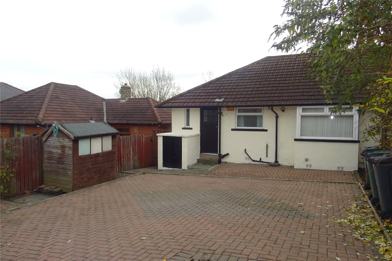 Whitegates Bradford 2 bedroom House for sale in Allerton Road Allerton