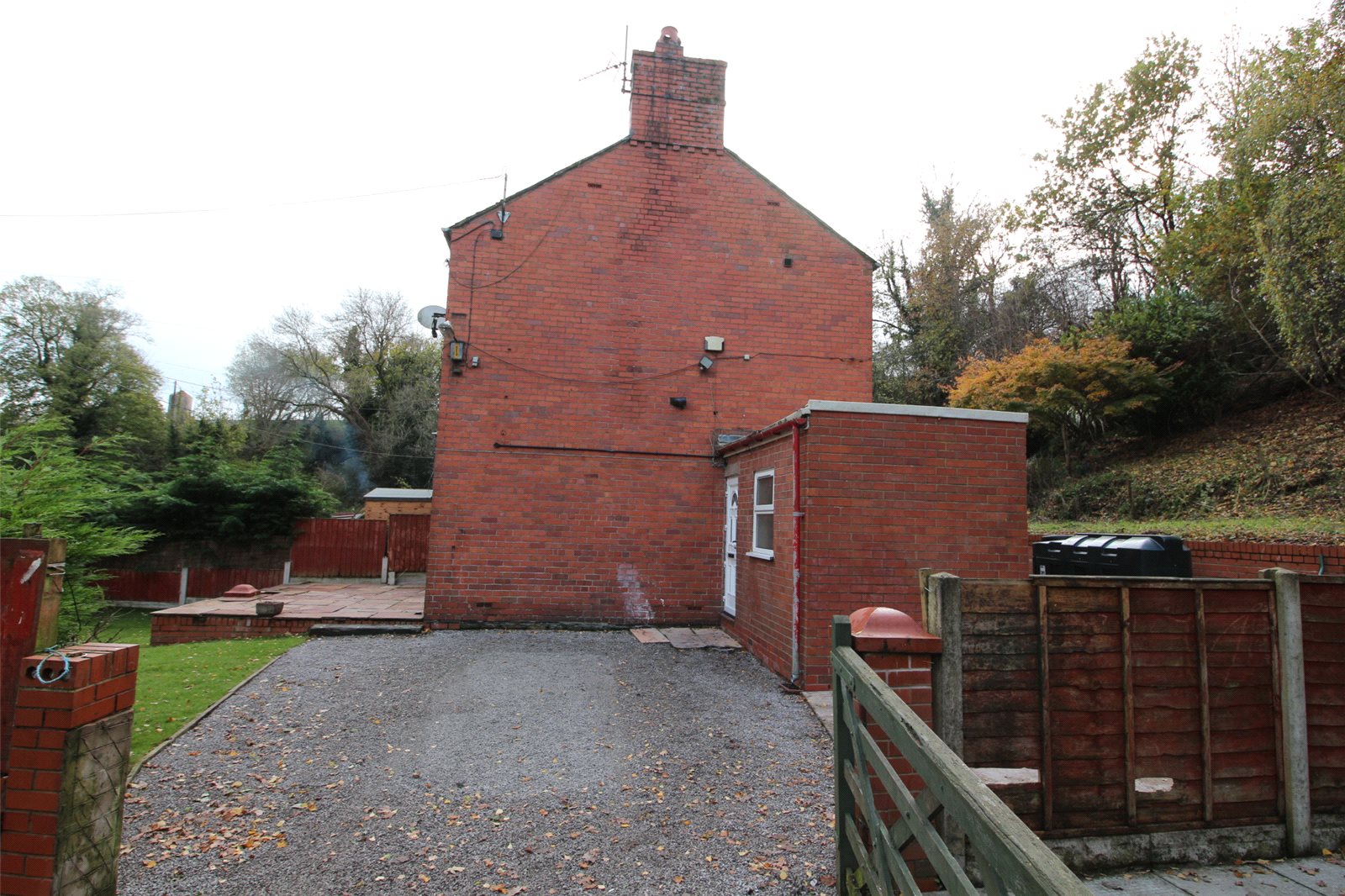 Whitegates Wrexham 2 bedroom House for sale in Brandy Cottages Ruabon