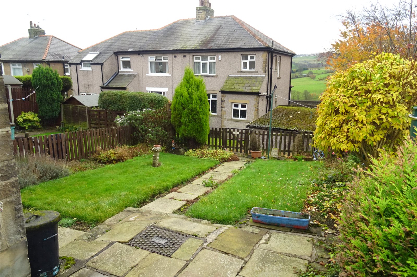 Whitegates Bradford 3 bedroom House for sale in Bronte Old Road
