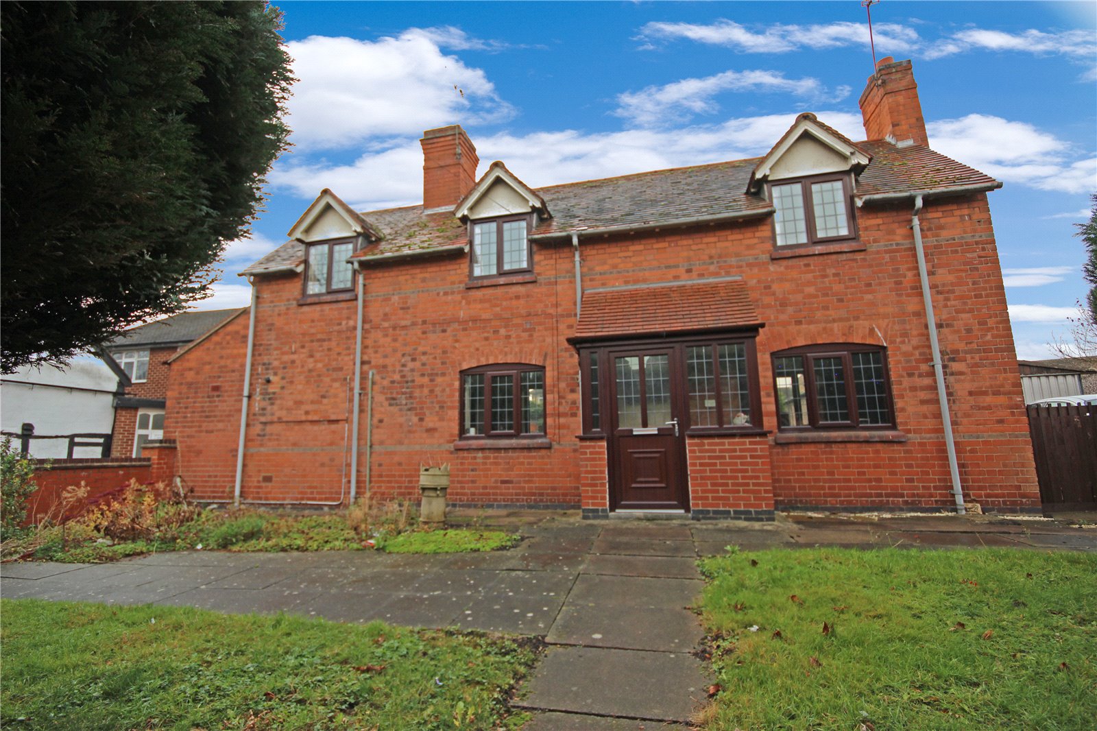 Whitegates Leicester 3 bedroom Cottage for sale in Braunstone Lane