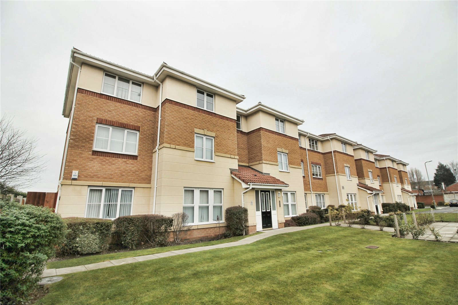 Whitegates Walton Vale 2 bedroom Flat For Sale in Harbreck Grove Walton