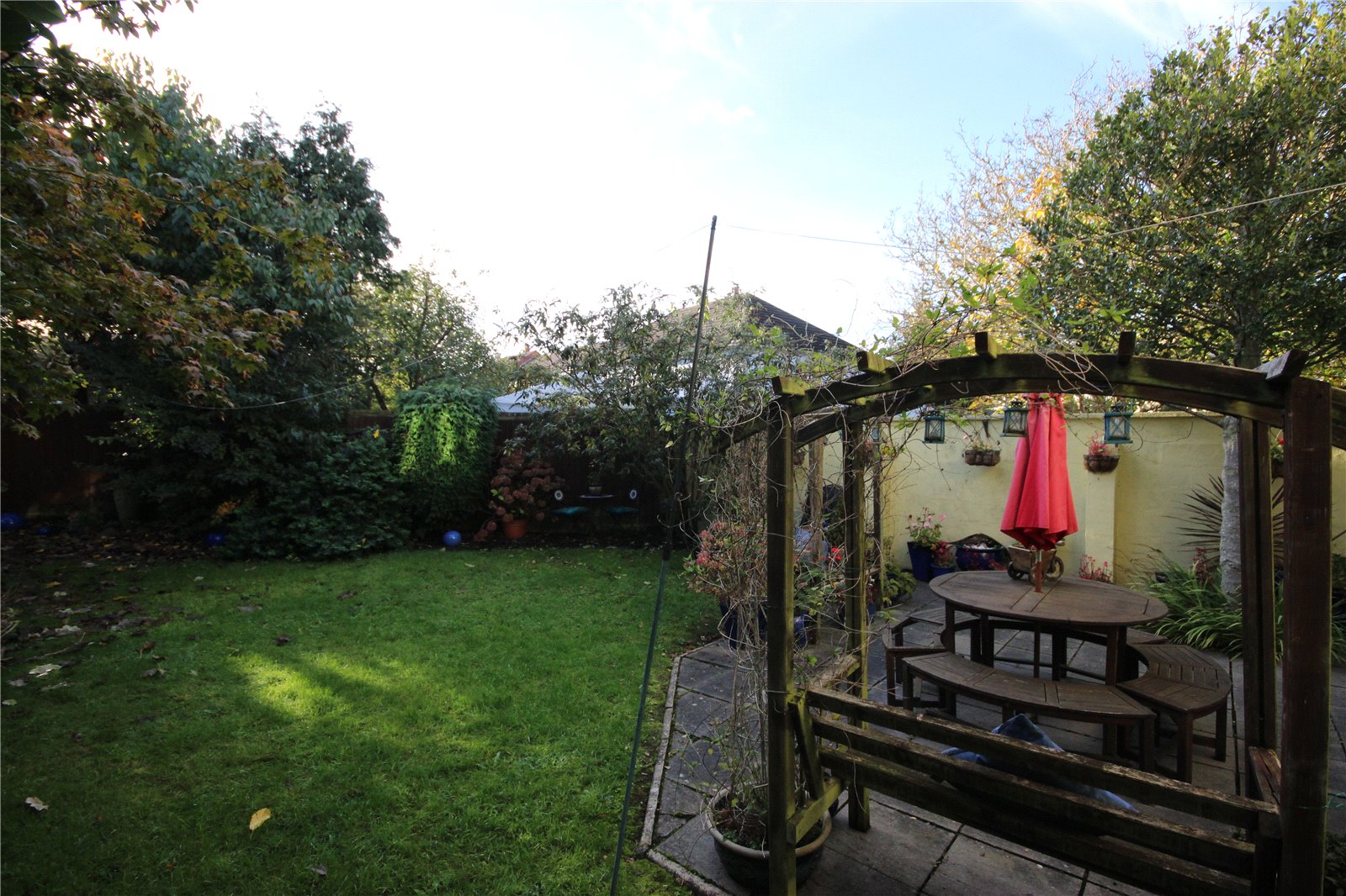 CJ Hole Westbury On Trym 3 Bedroom House For Sale In Chakeshill