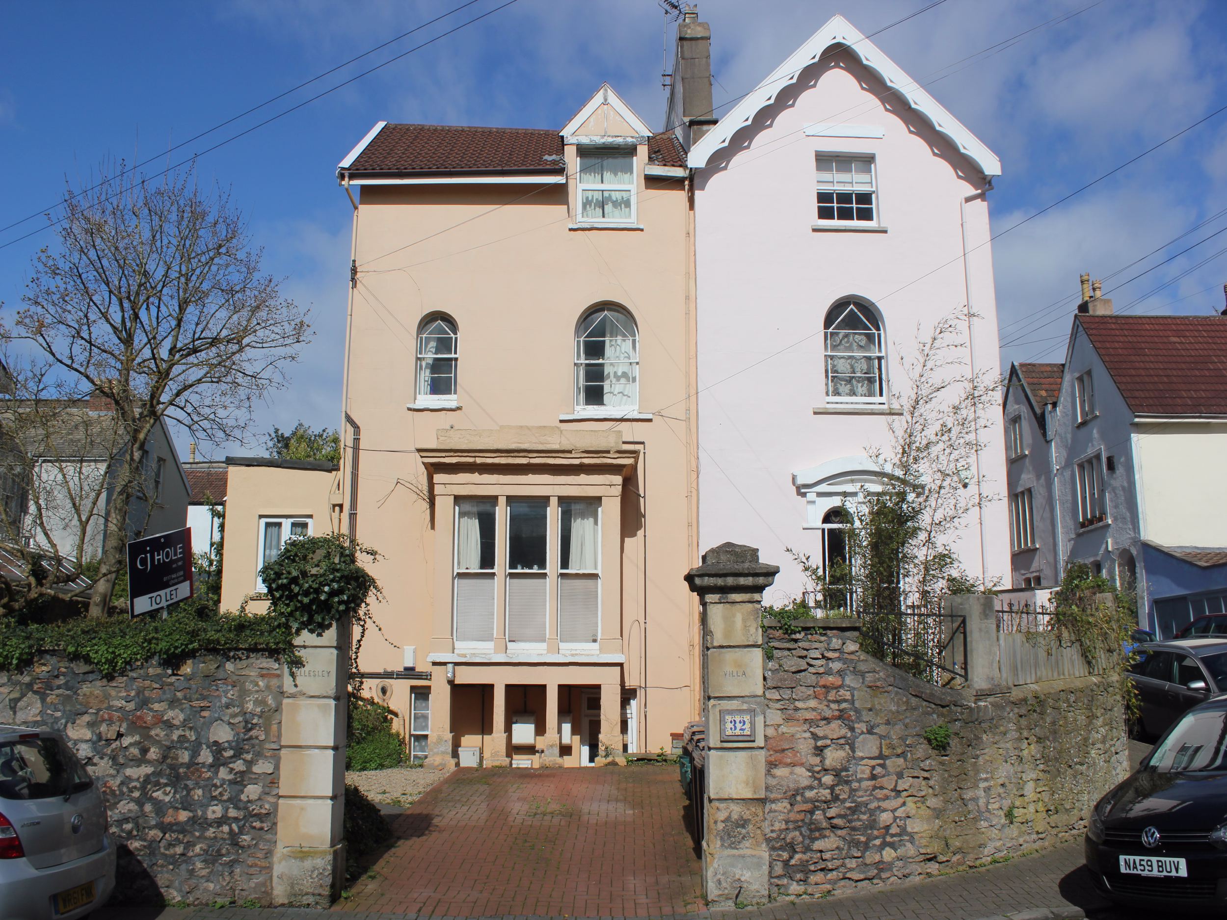 CJ Hole Clifton old 2 bedroom Flat to rent in Wellington Park Clifton