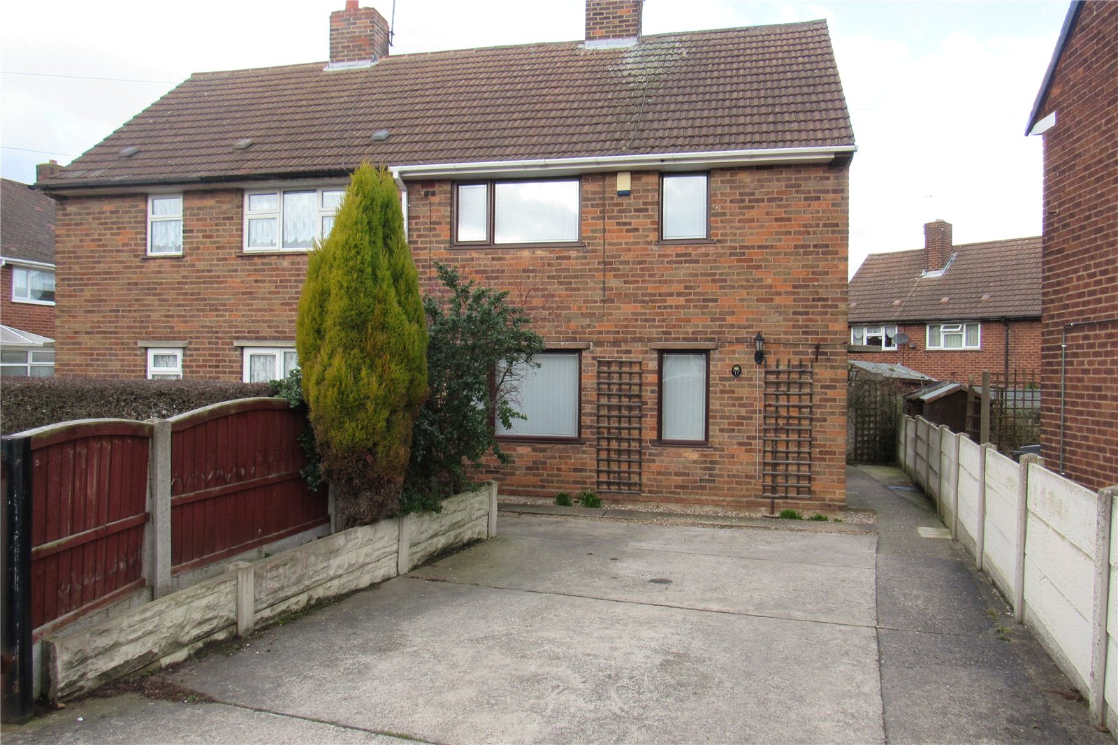 Whitegates Mansfield 2 bedroom House Let Agreed in Orchard Close