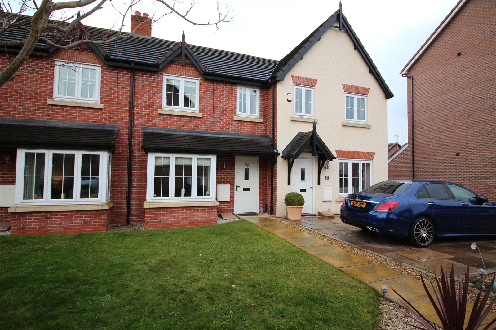 Whitegates Wrexham 3 bedroom House SSTC in Hardwick Drive, Gwersyllt