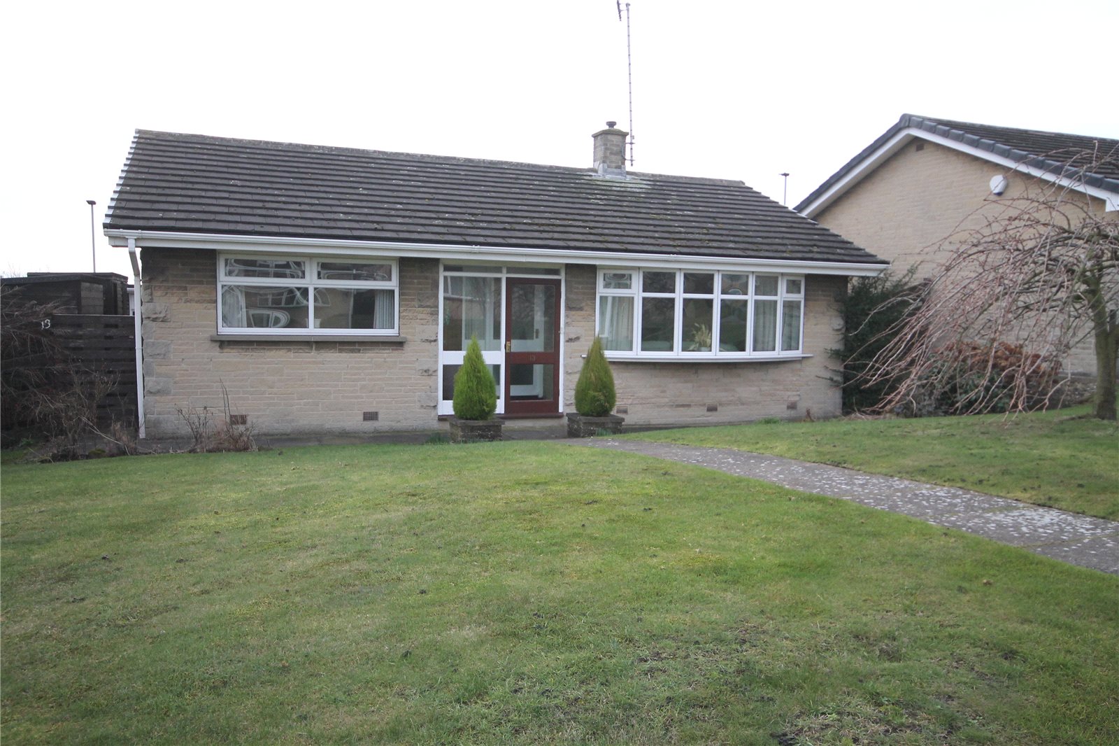 Whitegates Barnsley 2 bedroom Bungalow SSTC in Primrose Way Hoyland