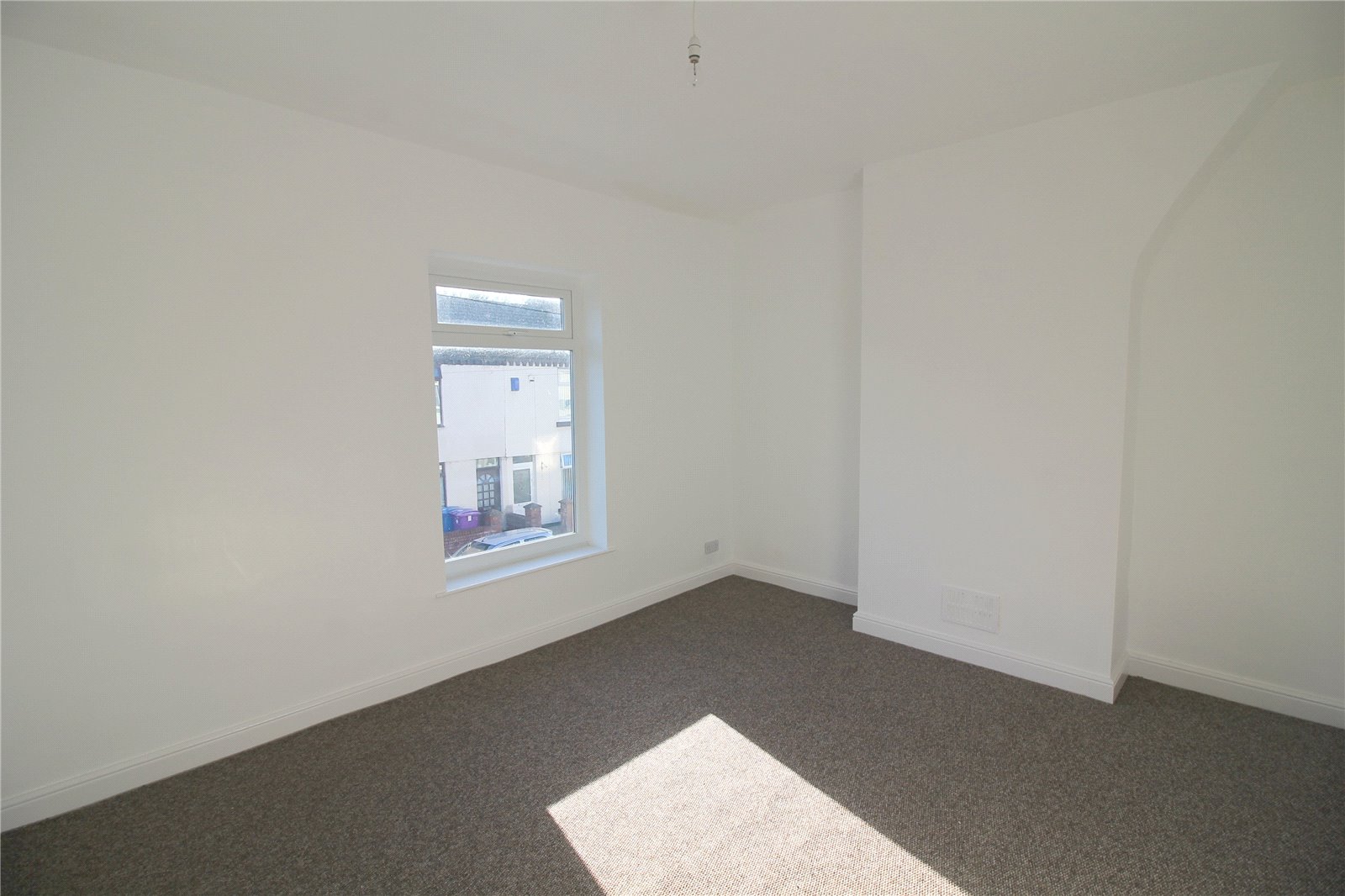 Whitegates Walton Vale 2 Bedroom House For Sale In Ealing Road