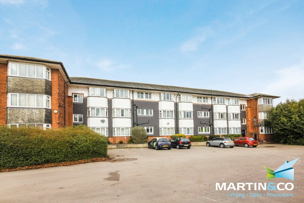 Martin & Co Birmingham Harborne 1 bedroom Flat Let in Weoley Court