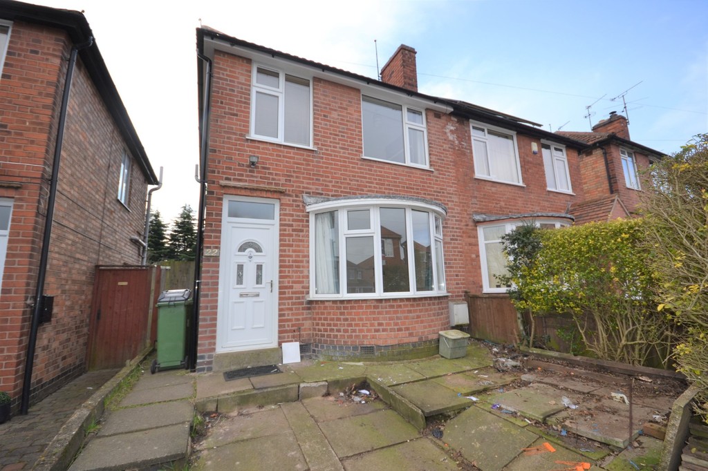 Martin Co Leicester 3 Bedroom Semi Detached House Let In