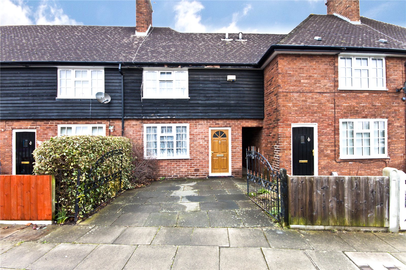 Whitegates Woolton 2 bedroom House for sale in Garway Liverpool