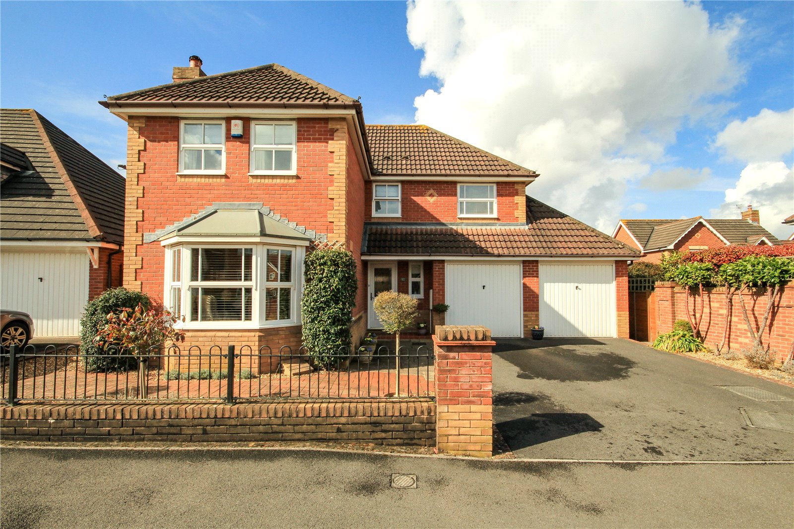 CJ Hole Downend 4 bedroom House for sale in Heathfields, Downend, Bristol BS16 CJ Hole
