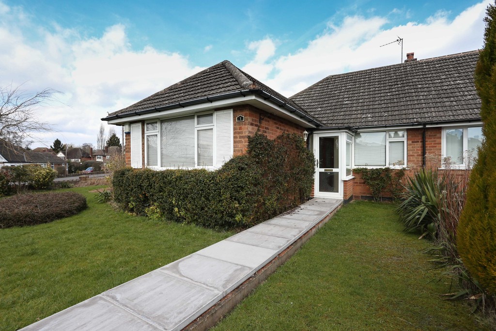 Martin & Co Sutton Coldfield 2 bedroom SemiDetached Bungalow Let in