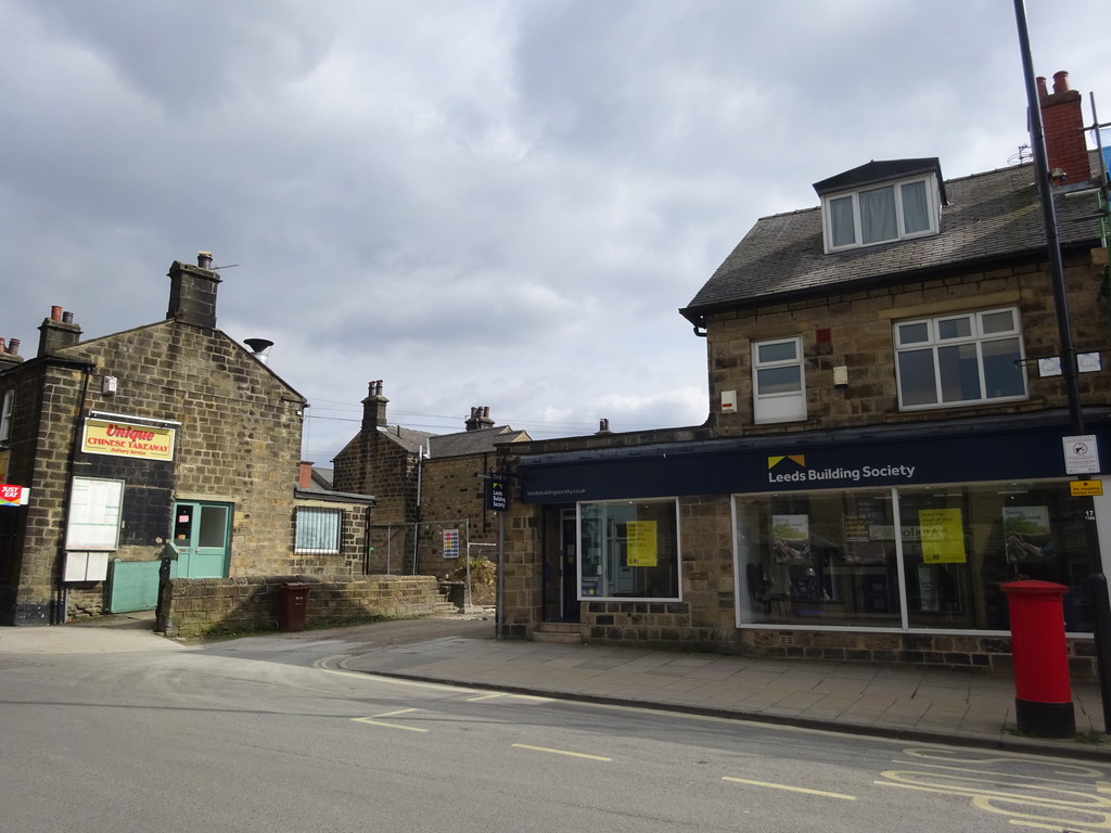 Martin & Co Leeds Horsforth 3 bedroom Apartment Let in Town Street