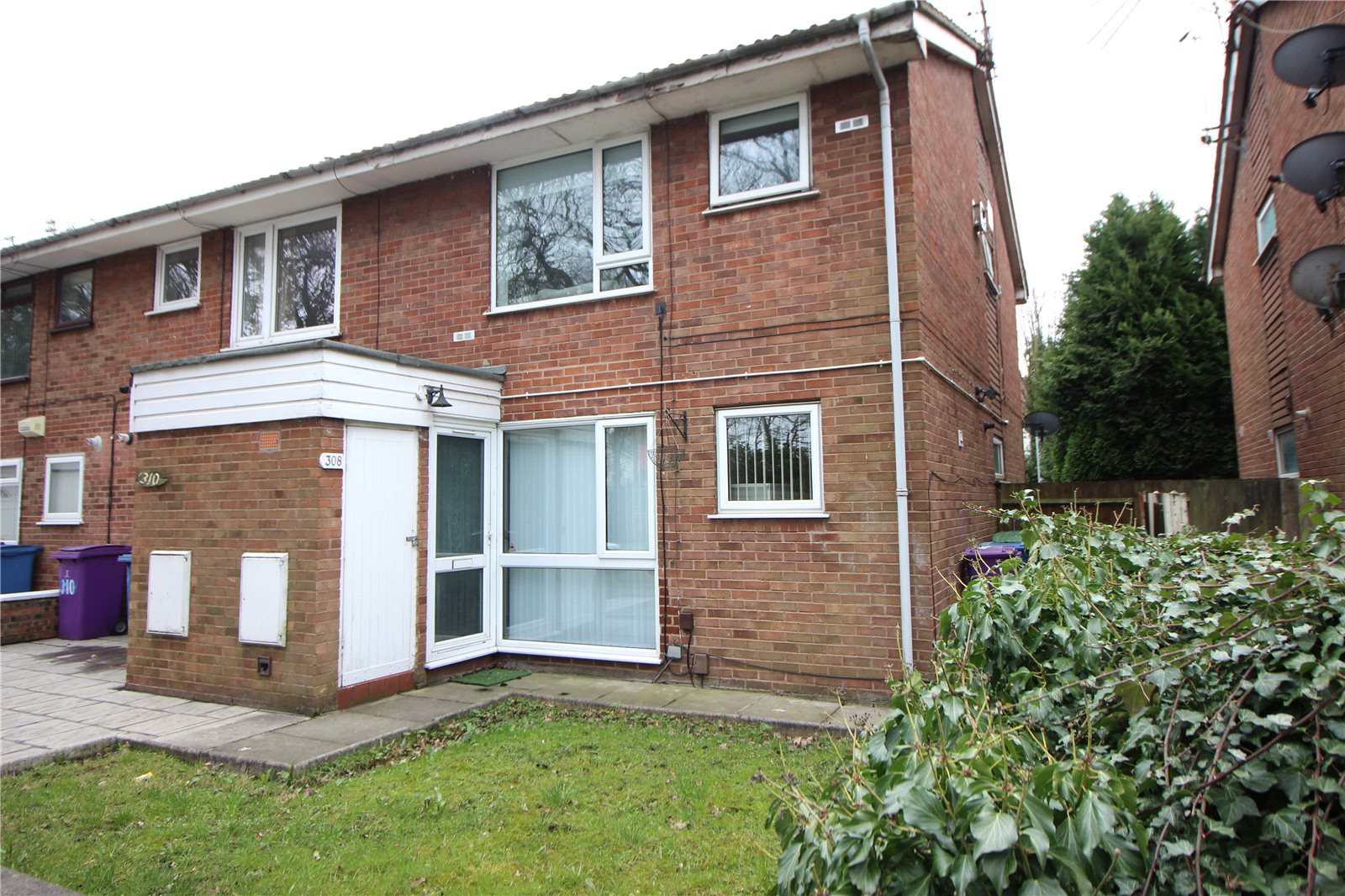 Whitegates West Derby 1 bedroom Flat SSTC in Deysbrook Lane West Derby