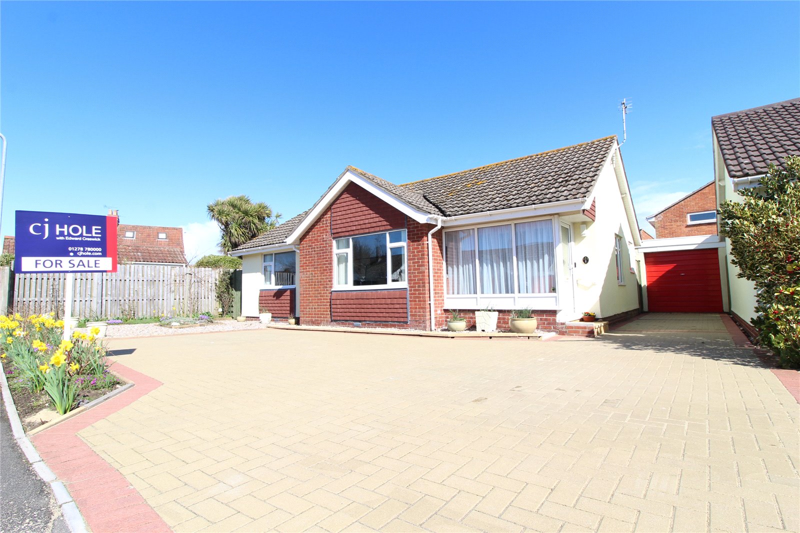 CJ Hole BurnhamonSea 2 bedroom Bungalow for sale in Links Gardens
