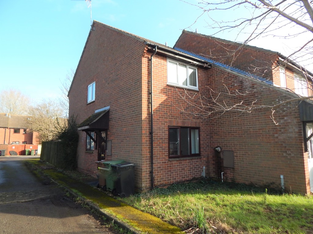 Martin & Co Abingdon & Didcot 1 bedroom Ground Let in Abingdon