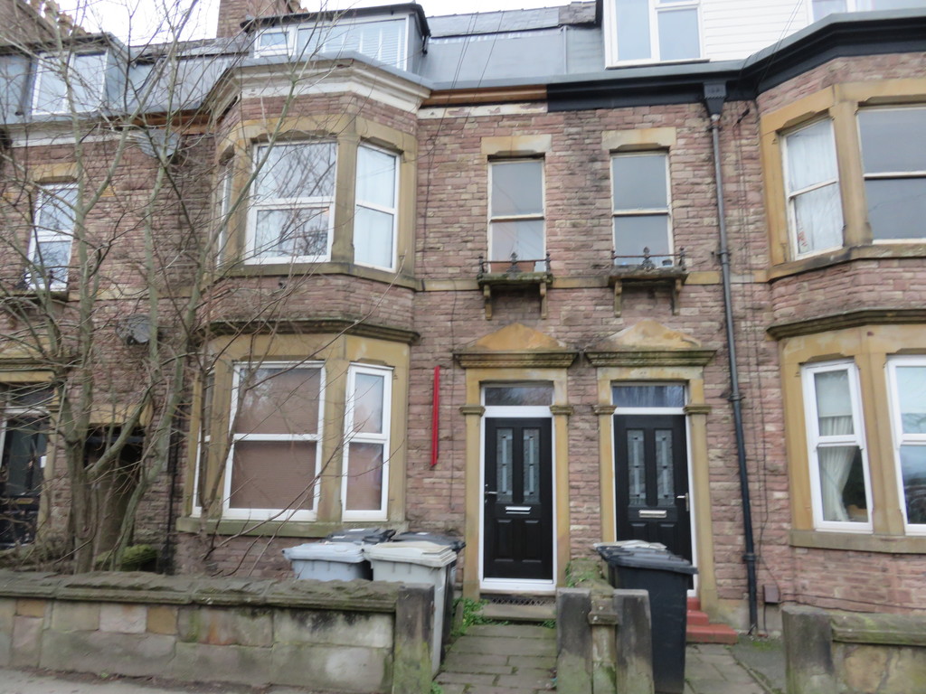 Martin & Co Macclesfield 2 bedroom Apartment Let in Park Lane, Macclesfield