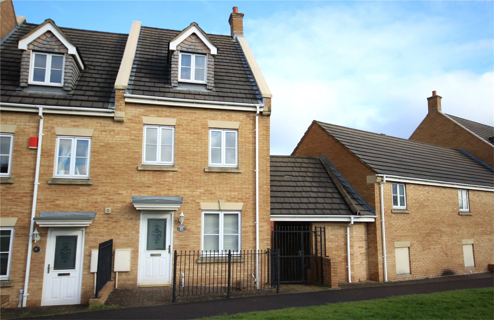 CJ Hole Bradley Stoke 3 bedroom House for sale in Orchard Gate Bradley