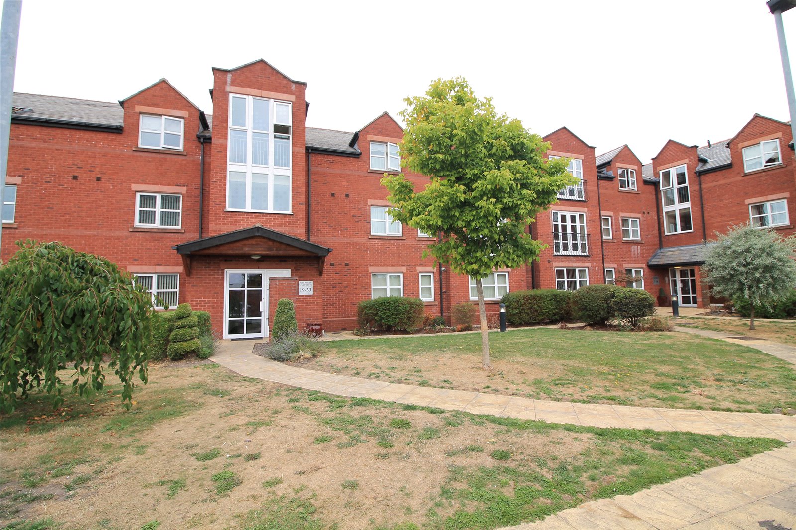 Whitegates Bootle 2 bedroom Flat To Let in Peel House, Lime Grove