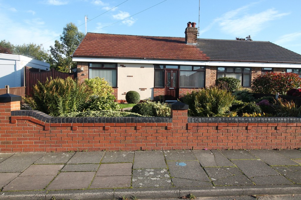 Martin & Co Widnes 2 bedroom SemiDetached Bungalow Let in Ash Lane