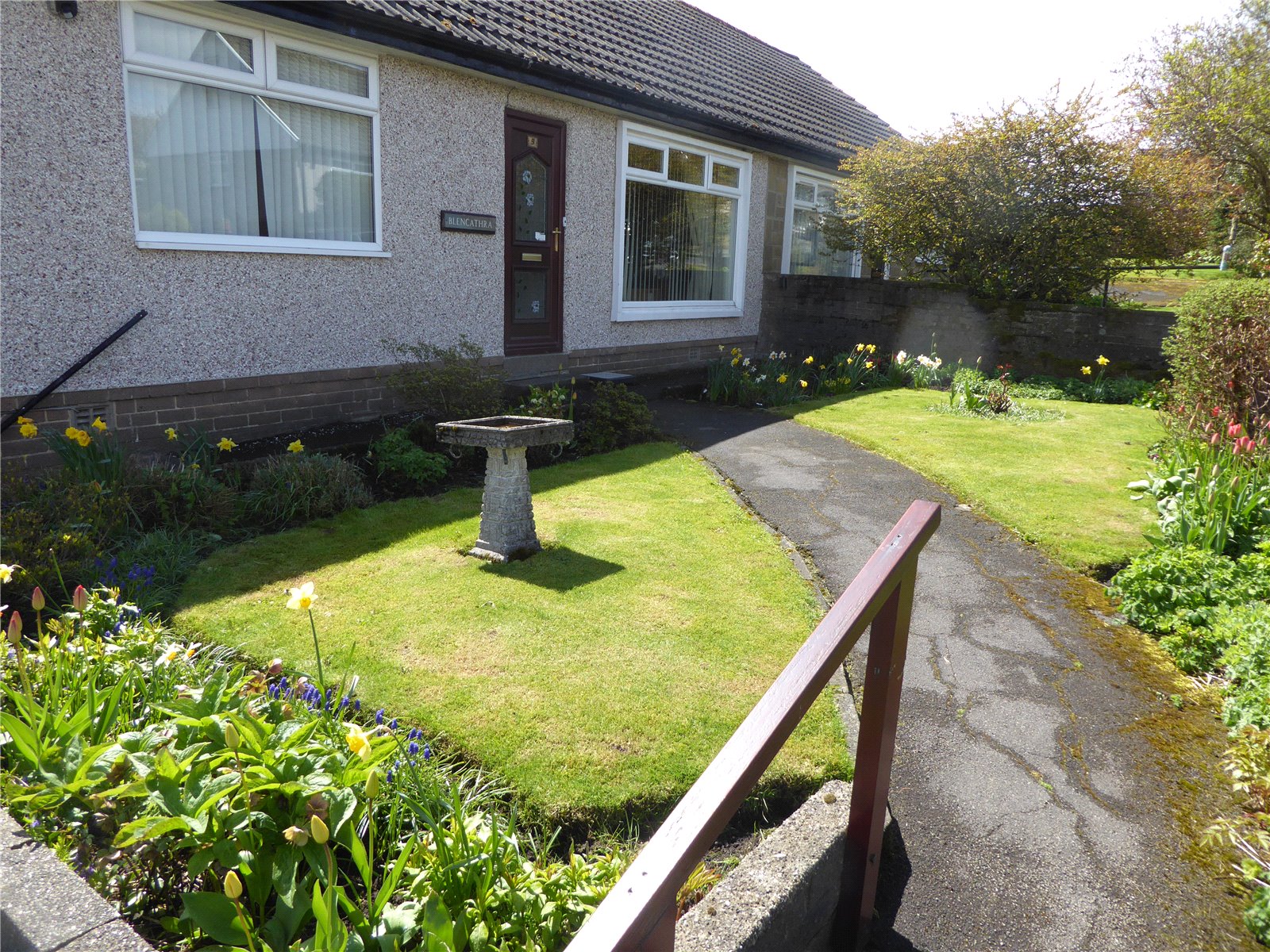 Whitegates Halifax 2 bedroom Bungalow for sale in Broadley Avenue