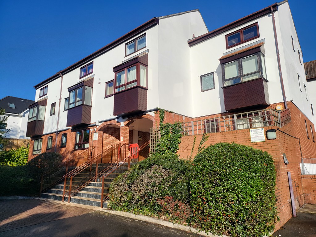 Wellington Road, Bournemouth Martin & Co