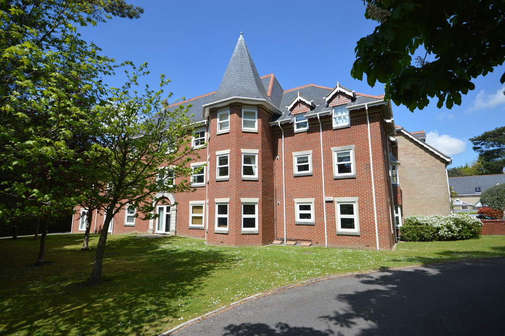 Martin & Co Bournemouth 2 bedroom Apartment Let in Meyrick Park