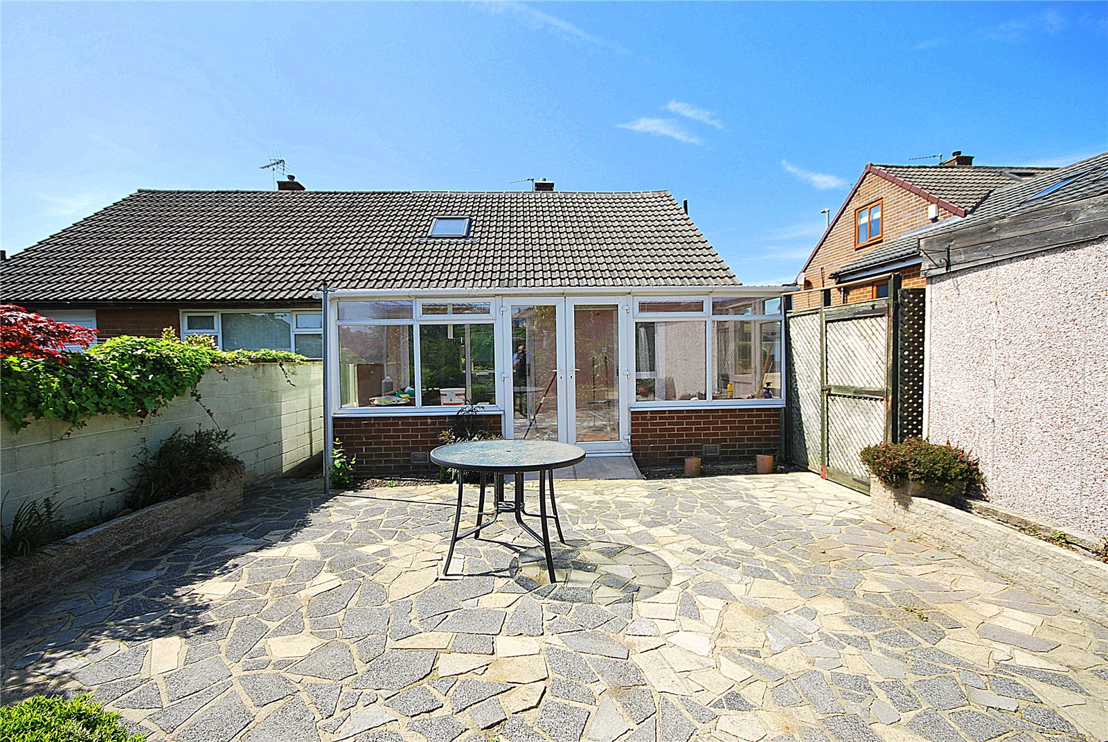 Whitegates Mirfield 3 bedroom Bungalow Let Agreed in Sunny Bank Road