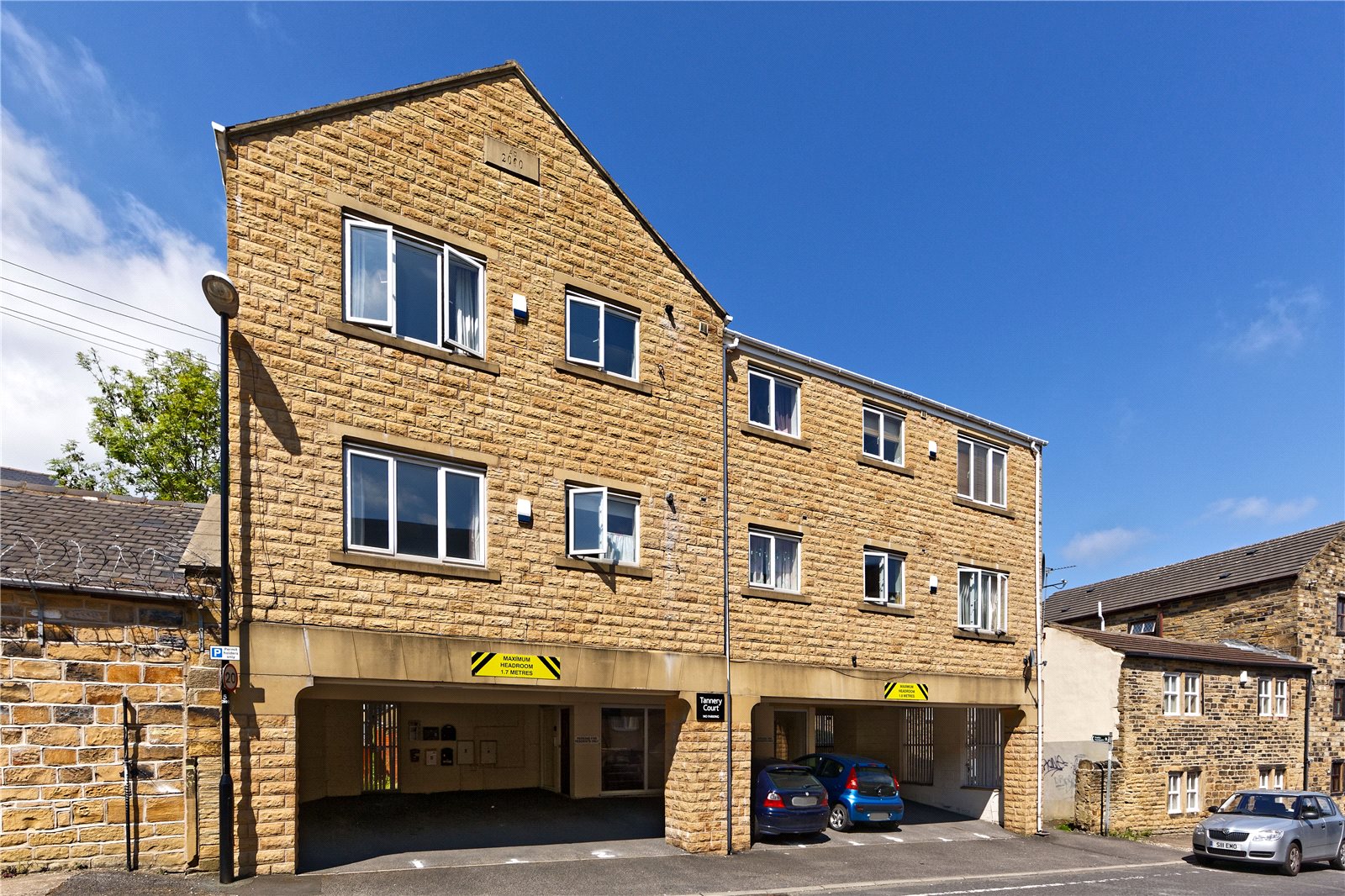 Whitegates Bramley 1 bedroom Flat SSTC in Tannery Court Claremont Grove